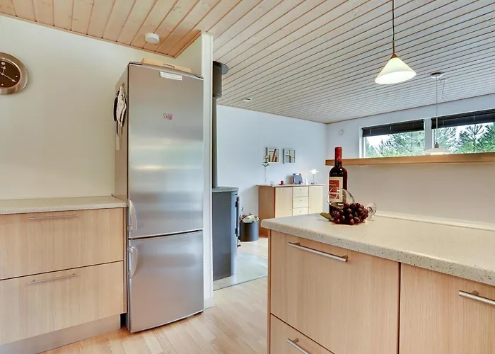 Micke - 3-2km From The Sea By Interhome *